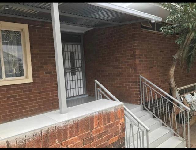 4 BEDROOM HOUSE FOR SALE IN KENSINGTON